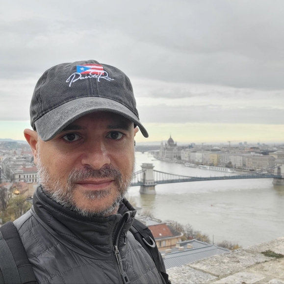 Meet your Posher, Jalil - Picture 2 of 2